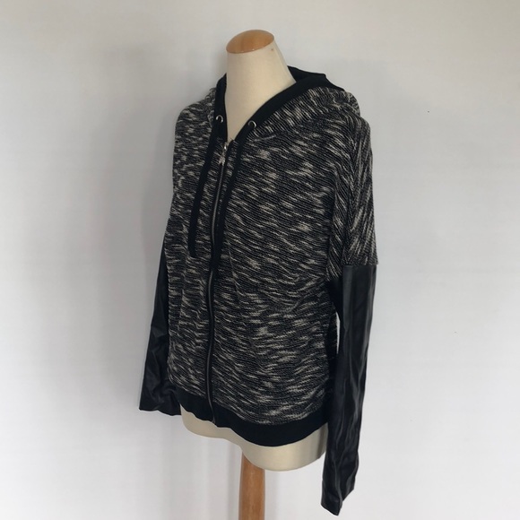 NWOT Victoria’s Secret jacket S - Picture 7 of 8